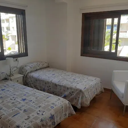 Turisticos Puerto Tomas Maestre Hotel *