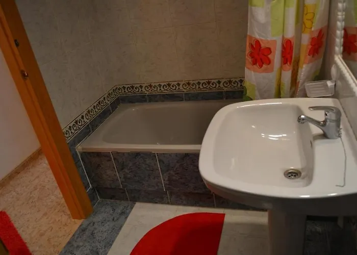 托马斯特雷港旅游公寓 拉曼加戴尔马尔梅纳