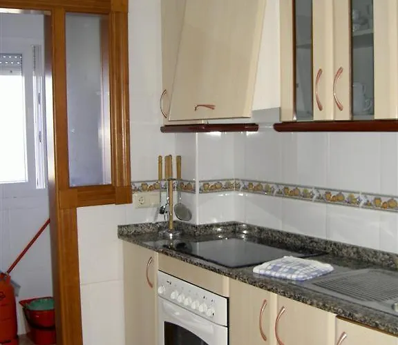 酒店 托马斯特雷港旅游公寓 拉曼加戴尔马尔梅纳