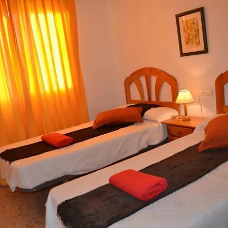 ホテル Turisticos Puerto Tomas Maestre