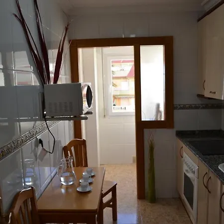 Turisticos Puerto Tomas Maestre 호텔 *